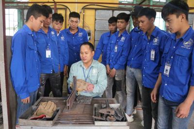 C&ocirc;ng nghệ H&agrave;n