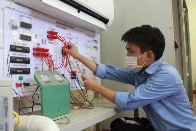 KỸ THUẬT M&Aacute;Y LẠNH V&Agrave; ĐIỀU H&Ograve;A KH&Ocirc;NG KH&Iacute;