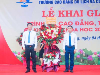 LỄ KHAI GIẢNG KH&Oacute;A HỌC 2025-2028